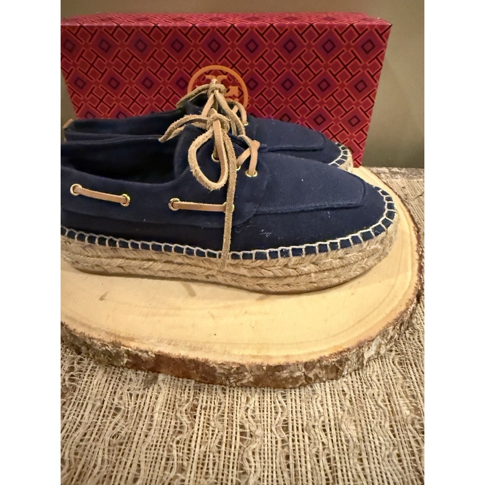 Tory Burch Women's Blanton Boat Shoes Navy Size 7 Nautical Coastal Chic - Picture 7 of 11